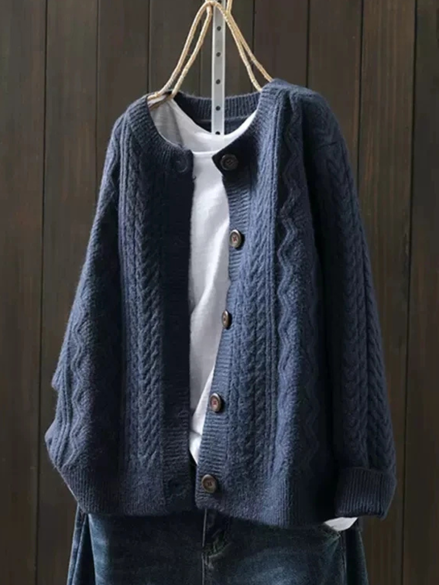 Mila | Ultra-Cozy Cable-Knit Cardigan