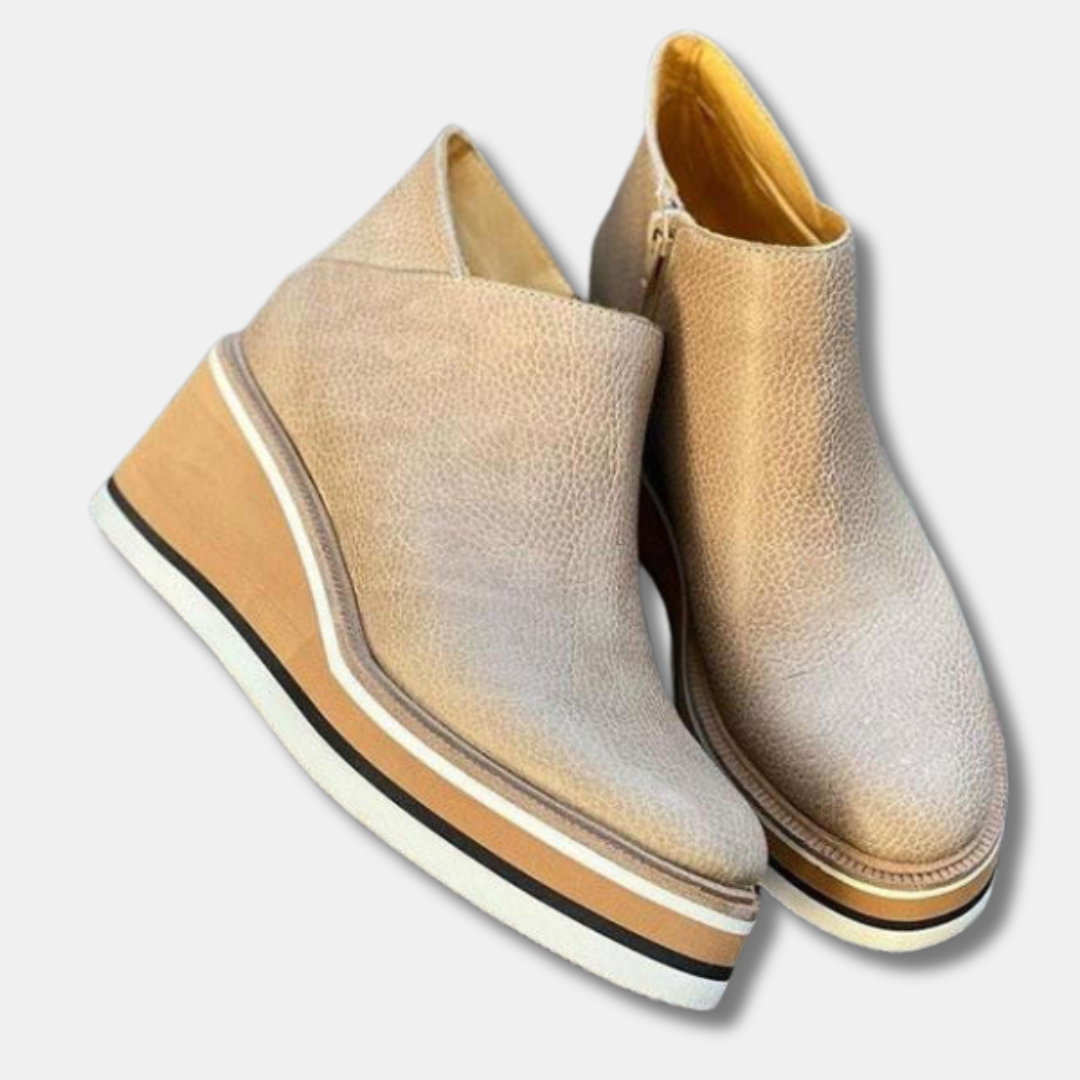 Violet - Chic Fashion Boots for a Modern, Effortless Look